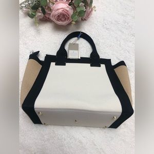 The Handbag Color - Piano Keys